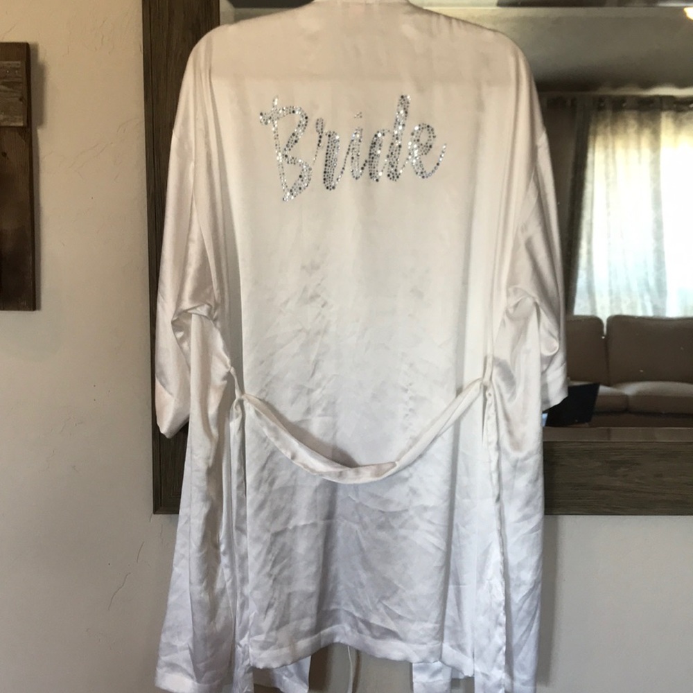 Victoria’s Secret bride robe